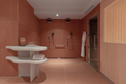 doubletree by hilton lyon eurexpo and spa