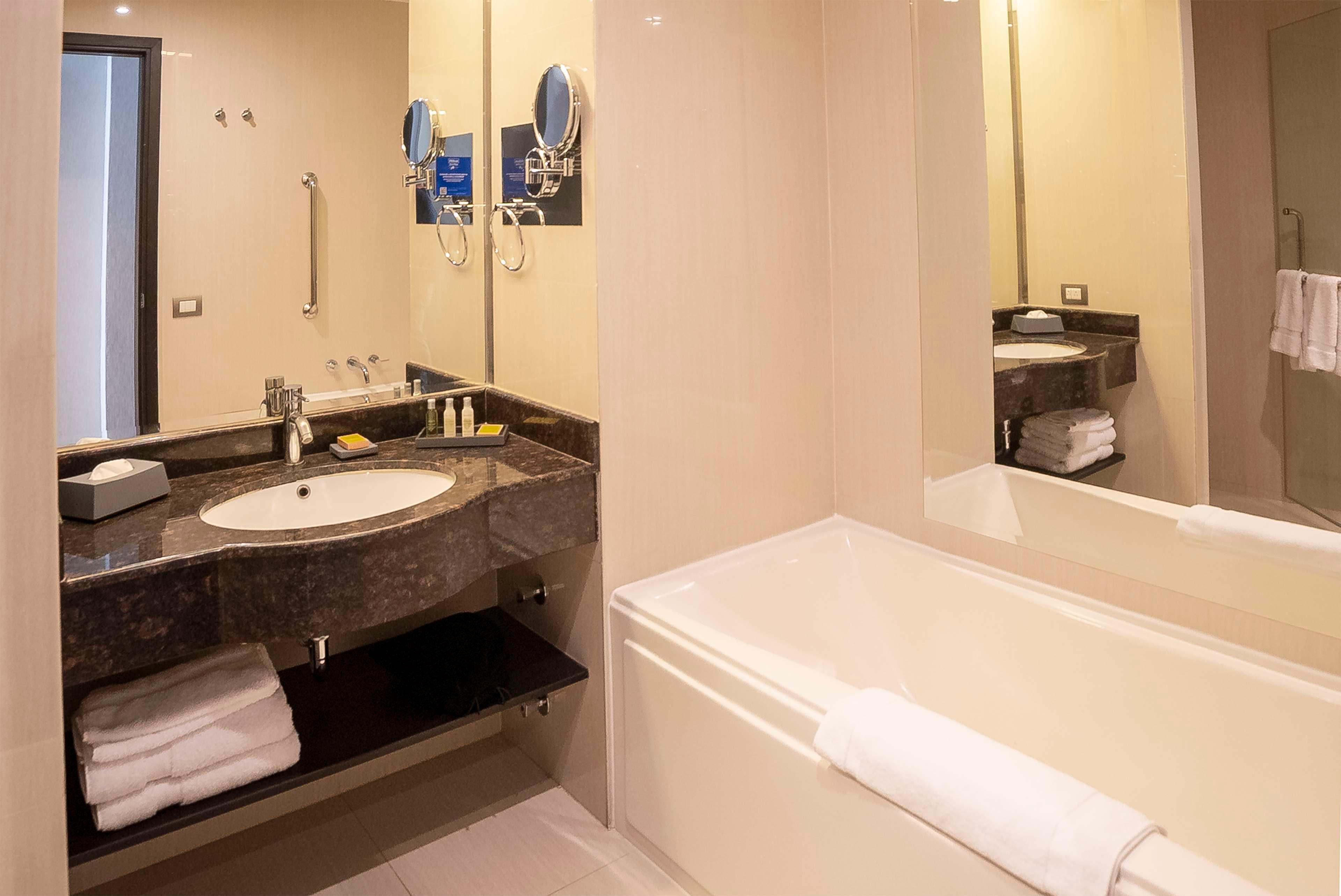 doubletree by hilton trujillo