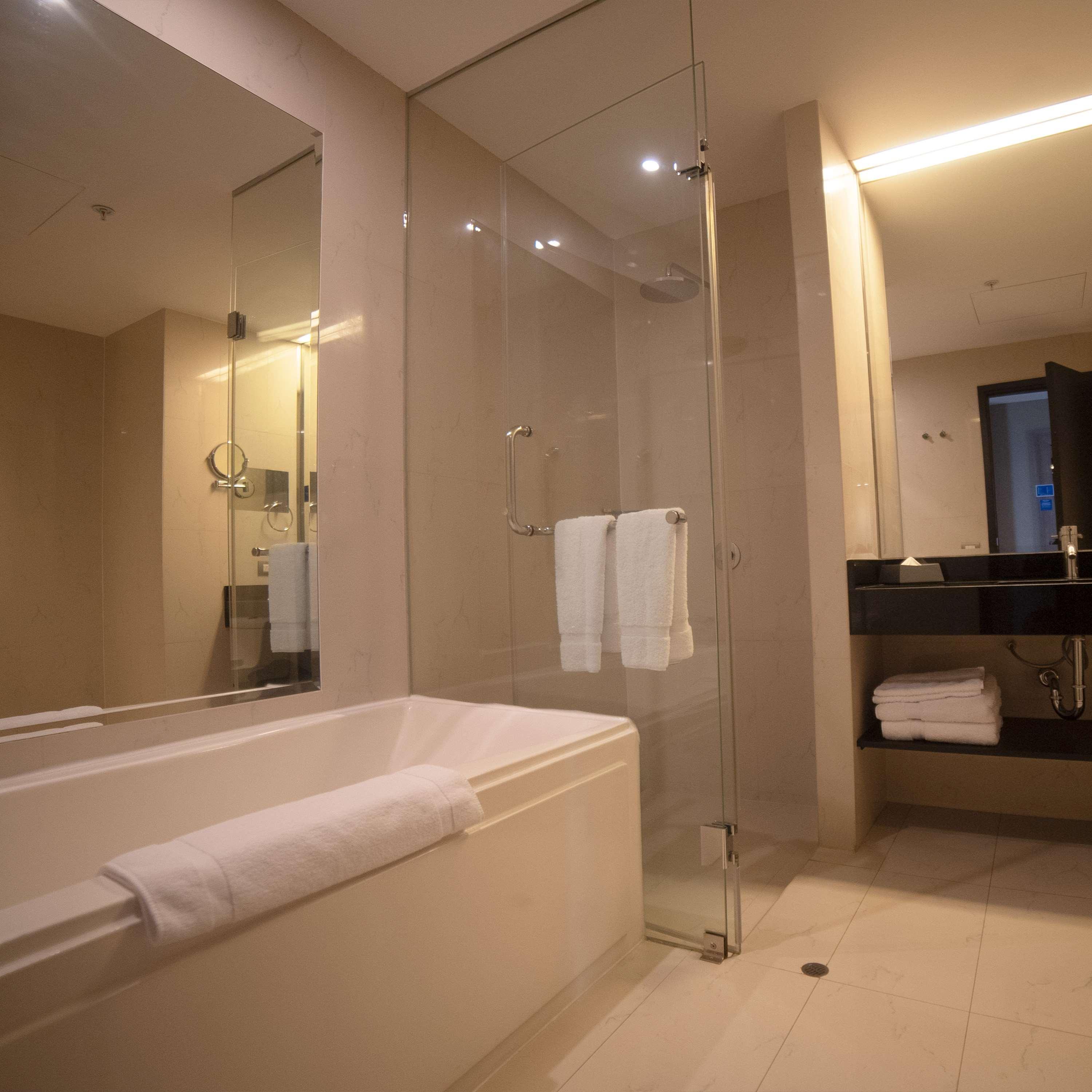 doubletree by hilton trujillo