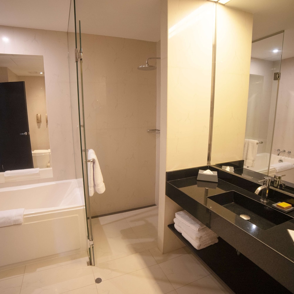 doubletree by hilton trujillo