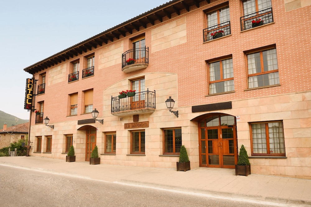 el hotel rural la muedra