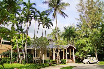 Raya Resort Cha-Am,Near Cha-Am Beach,4 star