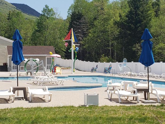 town square condominiums