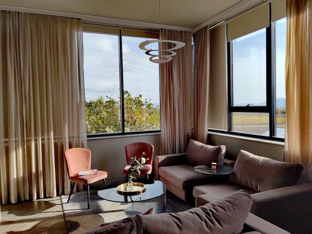 maison and chateau copsa