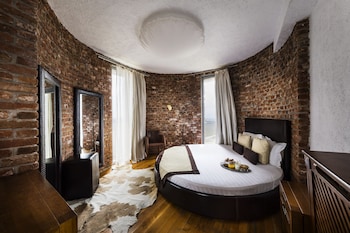 maison and chateau copsa