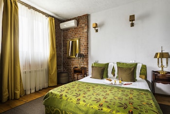 maison and chateau copsa