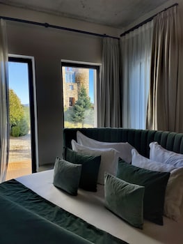 maison and chateau copsa