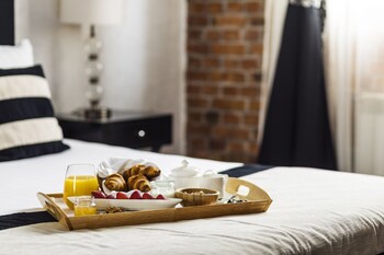 maison and chateau copsa