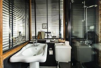 maison and chateau copsa