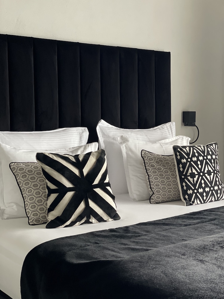 maison and chateau copsa