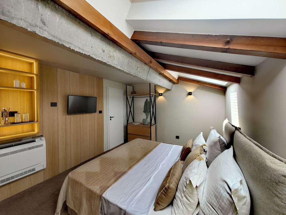 maison and chateau copsa