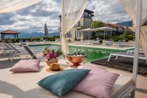 maison and chateau copsa