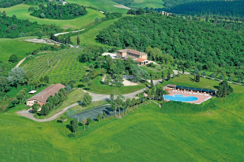 fattoria pieve a salti