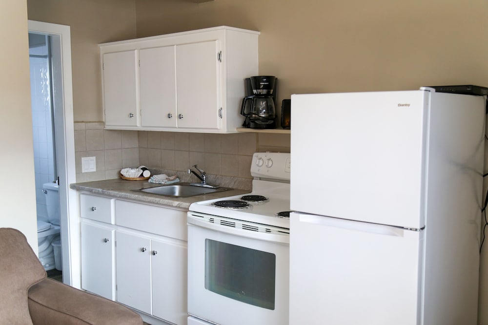 richter pass beach resort