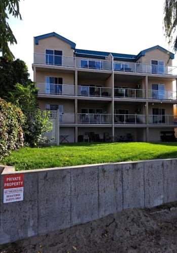 richter pass beach resort