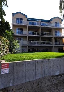 richter pass beach resort