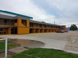 richter pass beach resort