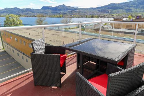 richter pass beach resort