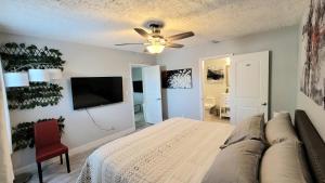 barefoot mailman inn and suites