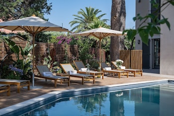 hotel lou cagnard