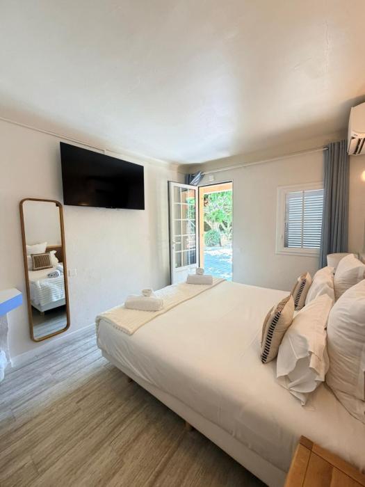 hotel lou cagnard