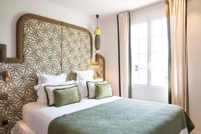 hotel lou cagnard