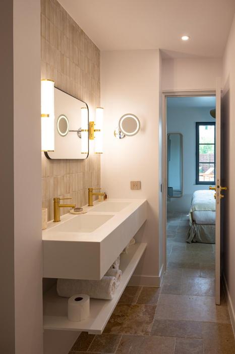 hotel lou cagnard