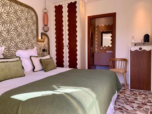 hotel lou cagnard