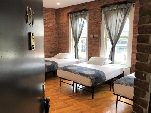 studios midtown manhattan