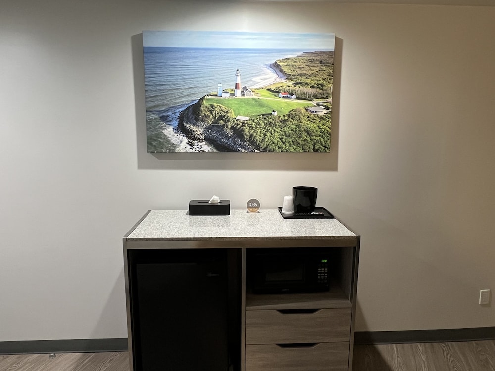 112 Motel,Medford>>Long Island,2 star