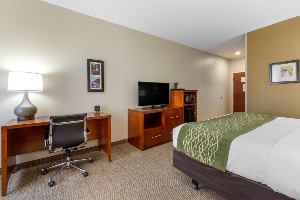 comfort inn and suites lenoir hwy 321 northern foothills