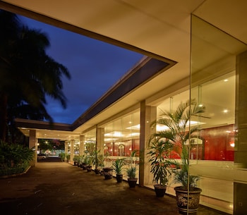 istana nelayan hotel and convention powered by archipelago