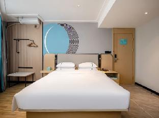 city comfort inn wuzhou municipal square