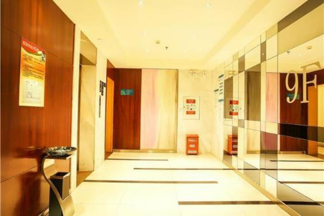 city comfort inn wuzhou municipal square