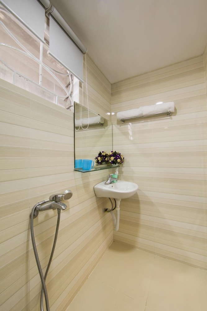 golden time hostel