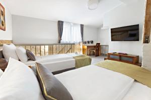 superb luxury suites