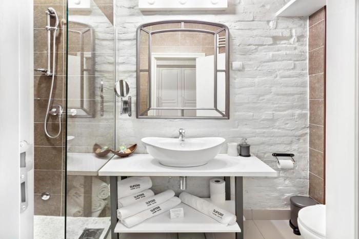 superb luxury suites