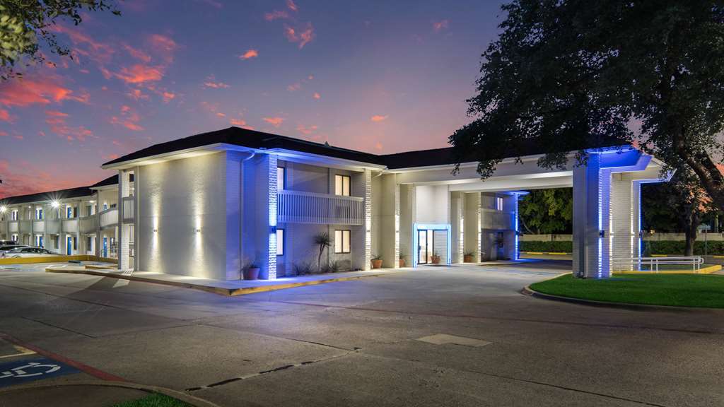 motel 6 addison tx dallas
