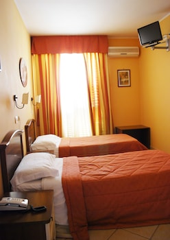 greta rooms hotel