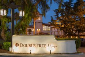 doubletree by hilton campbell pruneyard plaza