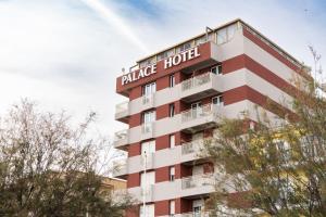 hotel palace