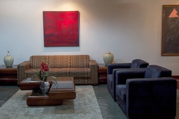 bristol exceler plaza hotel