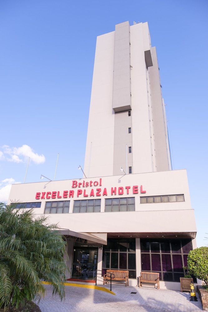 bristol exceler plaza hotel