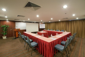 crystal crown hotel