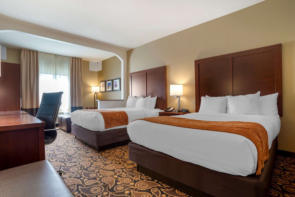comfort suites daphne mobile east bay