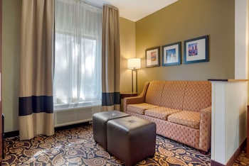 comfort suites daphne mobile east bay