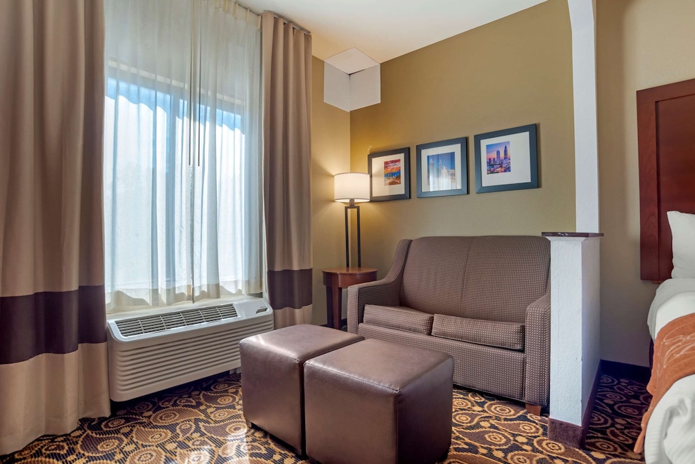 comfort suites daphne mobile east bay