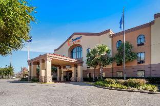 comfort suites daphne mobile east bay