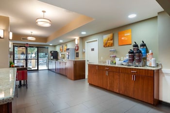 comfort suites daphne mobile east bay