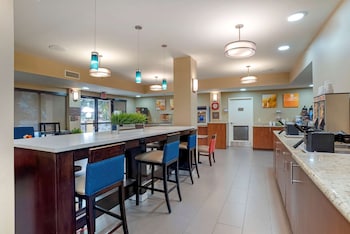 comfort suites daphne mobile east bay